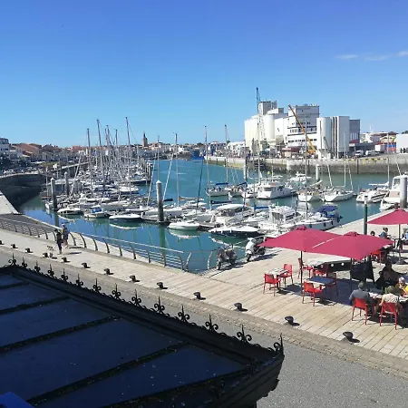 En Mansarde Sur Le Port Lejlighed