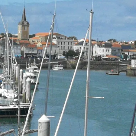 En Mansarde Sur Le Port * Les Sables-dʼOlonne